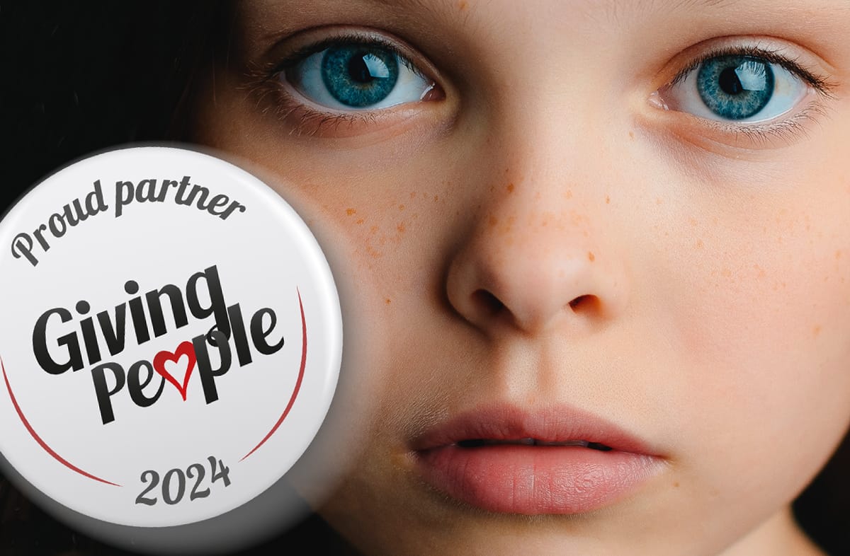“Inget barn ska bli utan julklappar. Därför går vår julgåva till Giving people”
